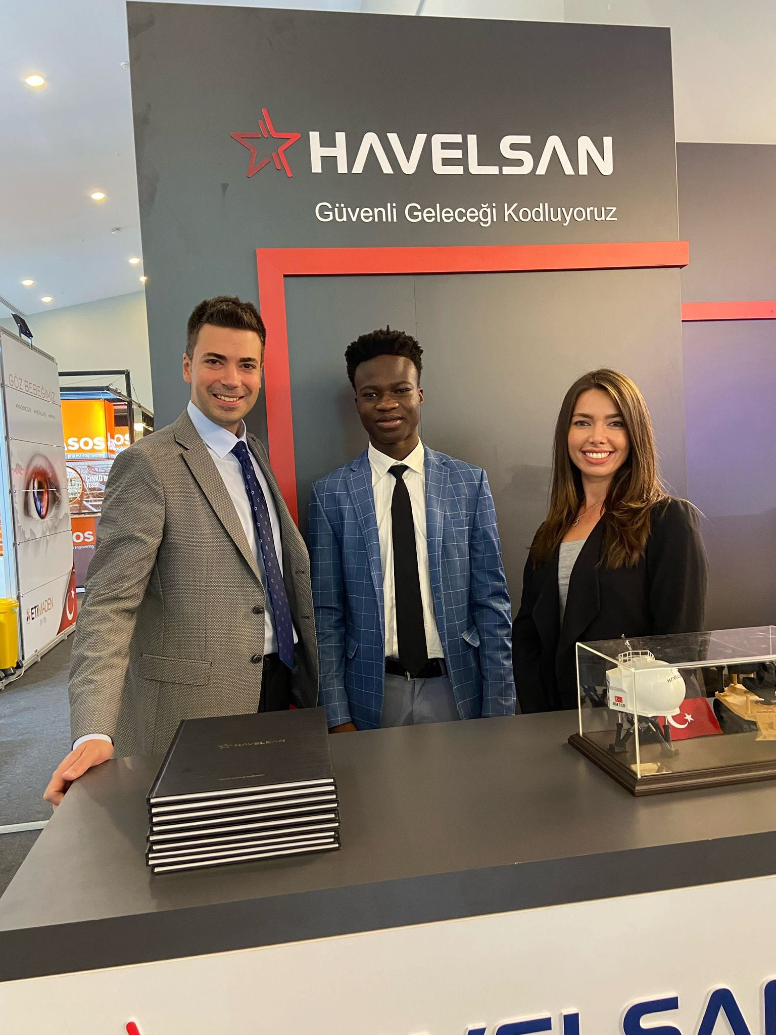 Havelsan booth visit at trade fair